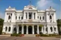 A white colonial building